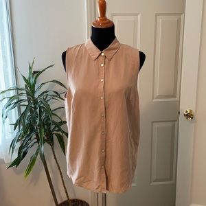 Sleeveless button up collared shirt XL